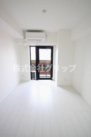 グランリーヴェル横濱NOELの居間・リビング