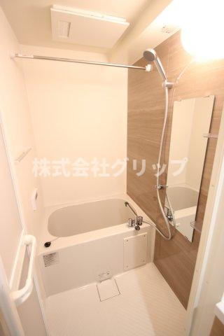 グランリーヴェル横濱NOELの浴室