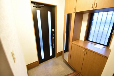 【玄関】 | 綾瀬市小園戸建(アヤセシコゾノコダテ)