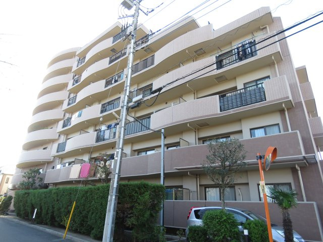 モアステージ川越グランデュールの外観