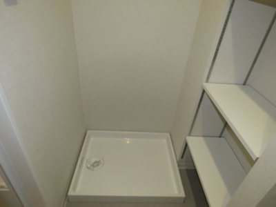 【その他】 | モアステージ川越グランデュール | 洗濯機置き場