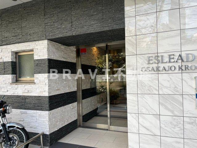 エスリード大阪城クローグ　BRAVI不動産のエントランス|【エスリード大阪城クローグ】落ち着いたエントランスです