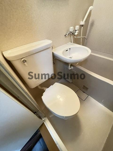 ステラハウス24のトイレ|ゆったりとした空間のトイレです