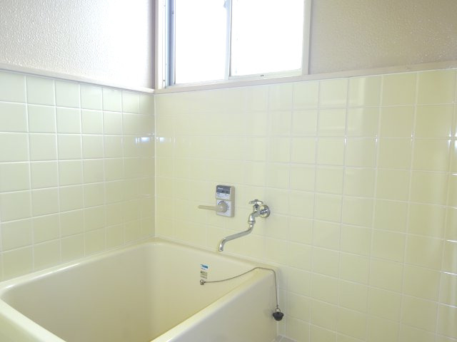 木村アパートの浴室