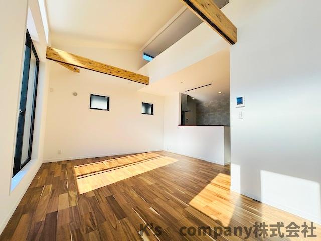 ●茅ヶ崎市萩園　築後未入居戸建　8号棟