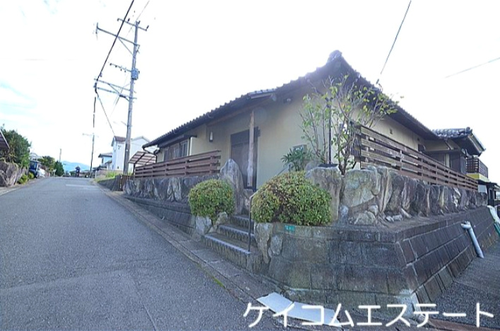 小田ヶ浦1丁目戸建の外観|昭和52年6月（築47年）敷地内92.6坪