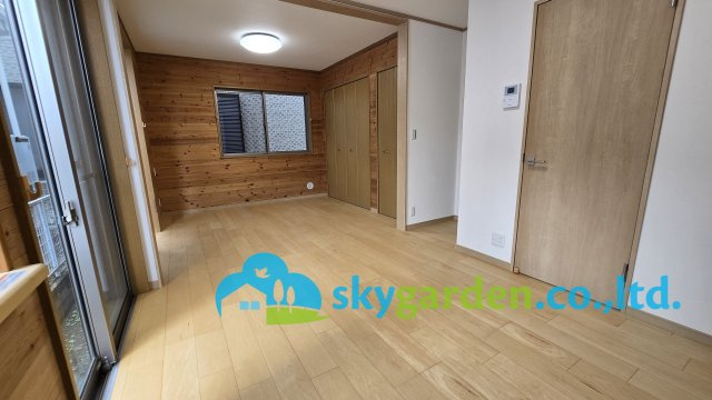 茅ヶ崎市美住町　中古戸建の洋室|ゆったりした洋室です