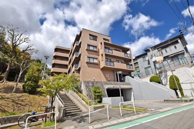 セレッソコート甲東園弐番館