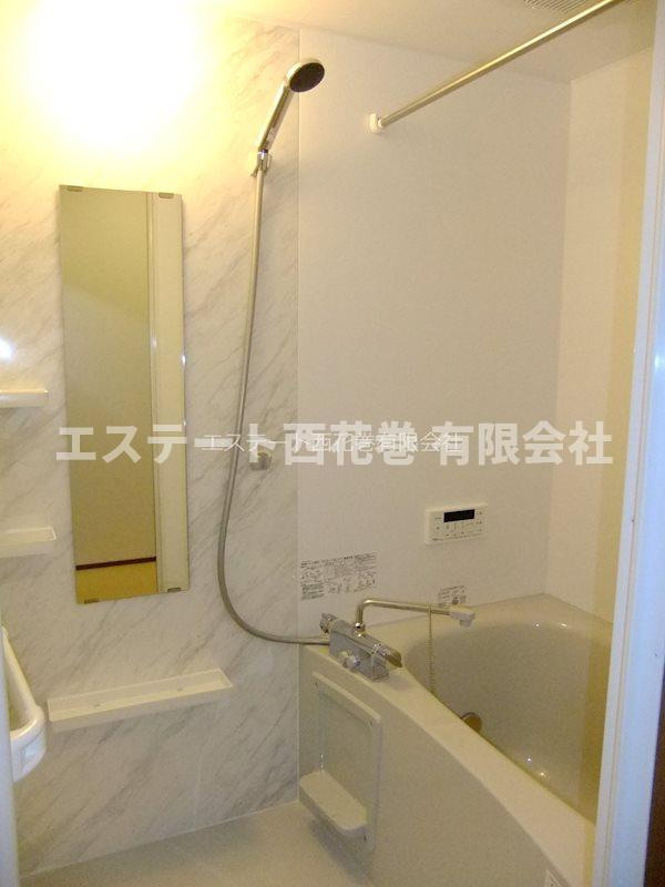 チュテレールＢの浴室|追焚風呂