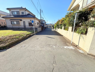 【前面道路含む現地写真】