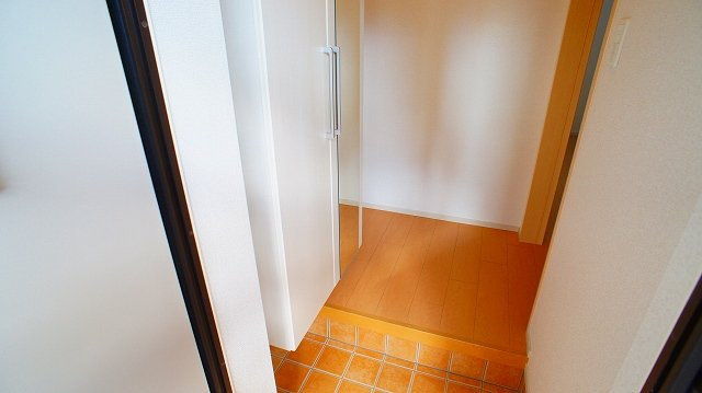 プリムローズＳの玄関