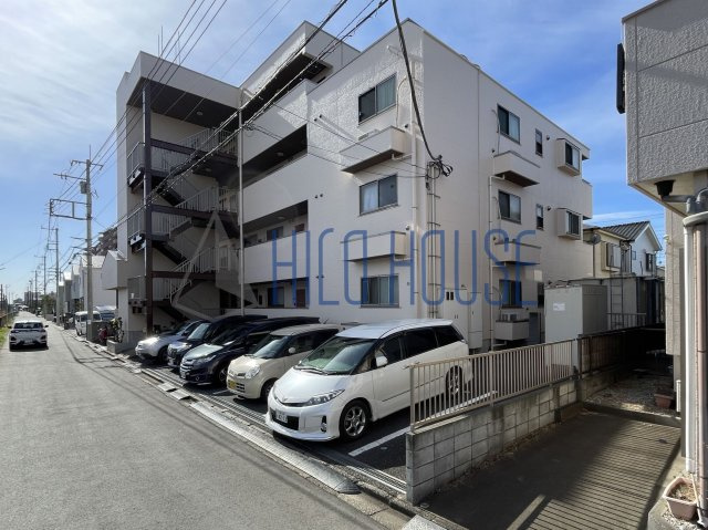 シャインヒルⅢの外観