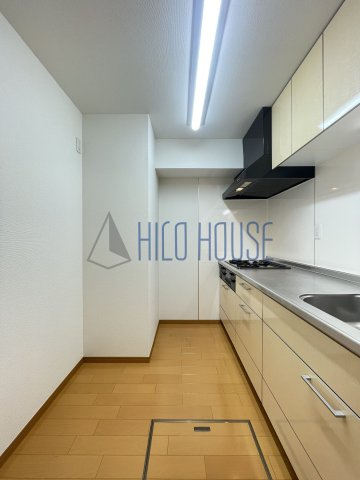 シャインヒルⅢのキッチン