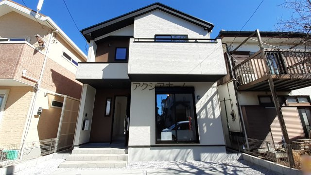 入間市扇台4丁目・全1棟　新築一戸建　～リビング階段～の外観|建物完成致しました。この機会に是非ご見学下さいませ。