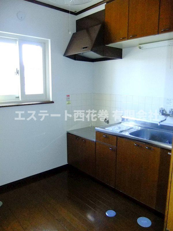 パストラルプレイスのキッチン|独立したキッチンになります。