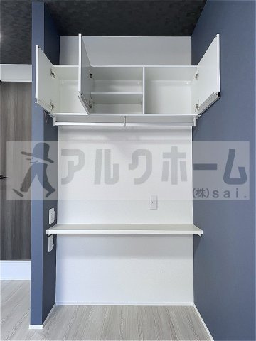 エヌエムキャトフヴァンドゥーズの収納|エヌエムキャトフヴァンドゥーズ　1K