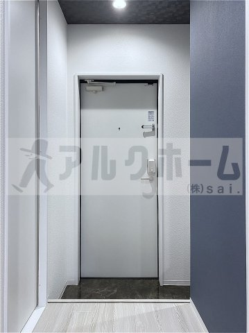 エヌエムキャトフヴァンドゥーズの玄関|エヌエムキャトフヴァンドゥーズ　1K