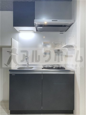 エヌエムキャトフヴァンドゥーズのキッチン|エヌエムキャトフヴァンドゥーズ　1K