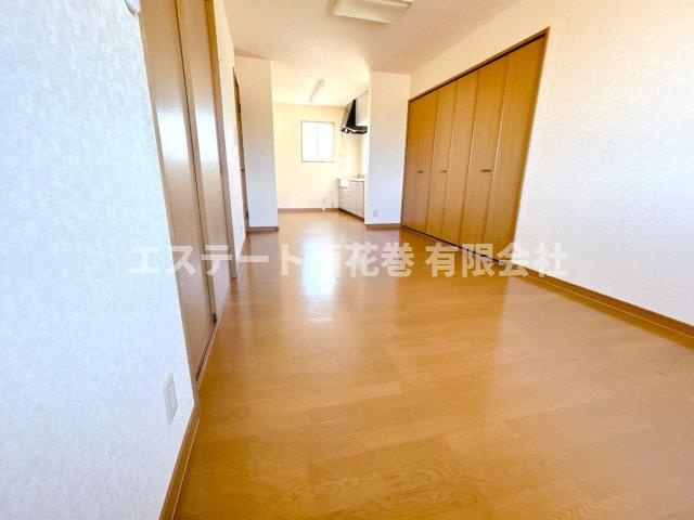 パストラルタウン牛崎Aの居間・リビング