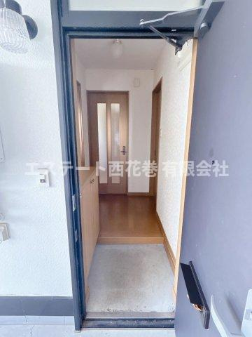 パストラルタウン牛崎Aの玄関