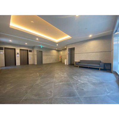 【ロビー】 | エグゼ弁天町 | 建物の内部です