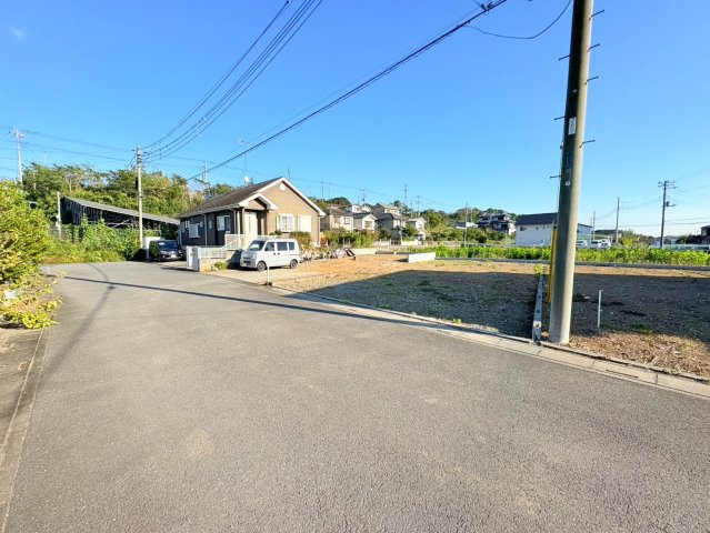比企郡鳩山町大豆戸　建築条件なし売地　東武東上線『坂戸駅』バス15分　【今宿小学区】の前面道路含む現地写真