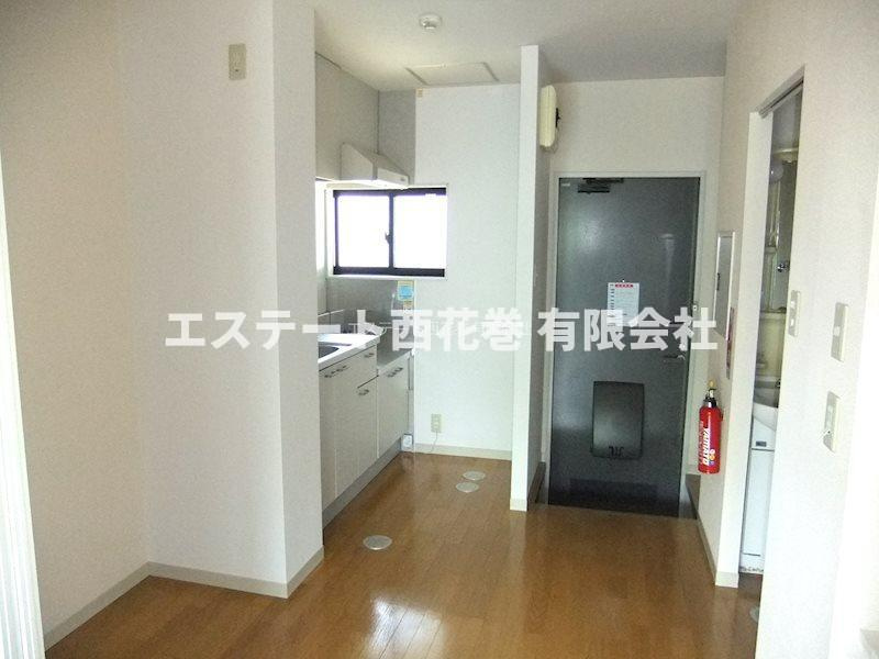 ディアス四日町