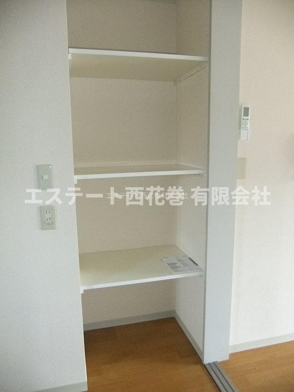 ディアス四日町のキッチン|キッチン：収納棚