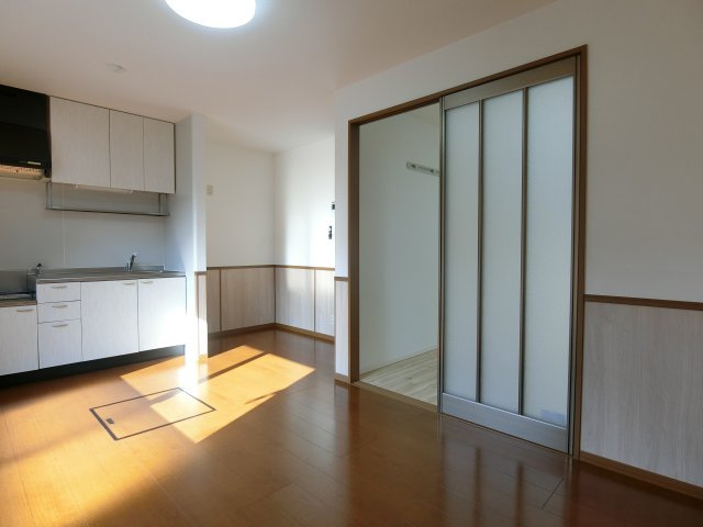 プラシード　C棟の居間・リビング