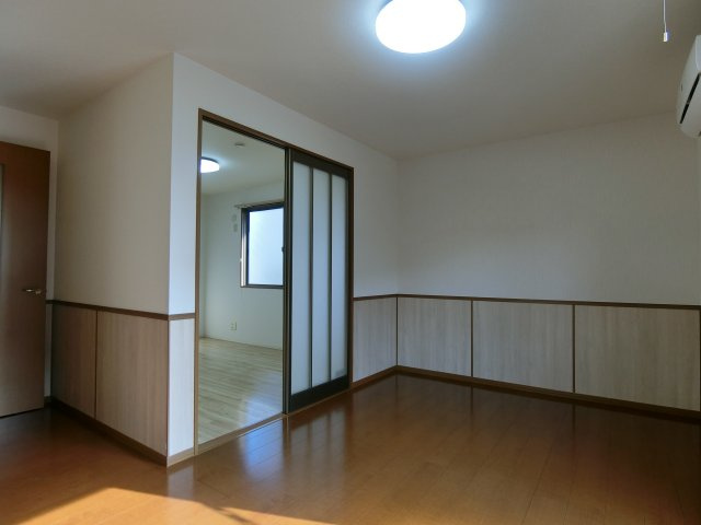 プラシード　C棟の居間・リビング