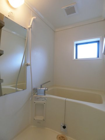 プラシード　C棟の浴室