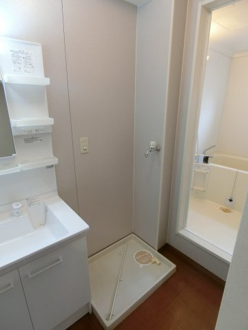 プラシード　C棟の洗面所