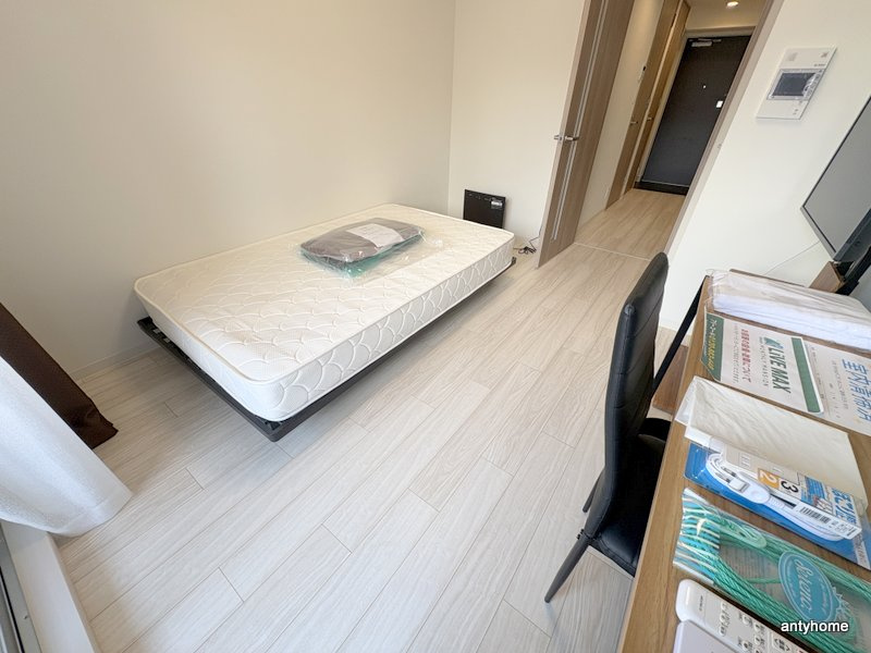 プレサンス難波デヴァンテ　仲介手数料無料の寝室