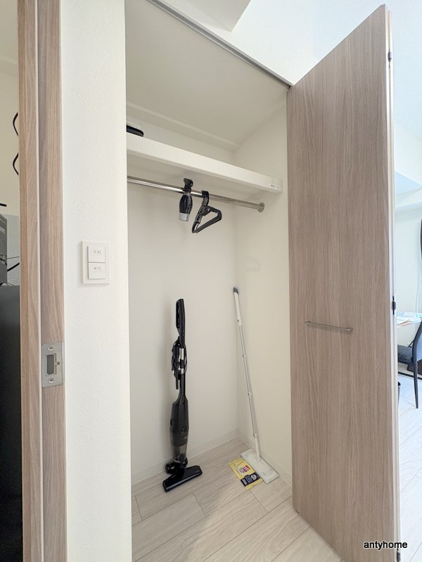 プレサンス難波デヴァンテ　仲介手数料無料の収納