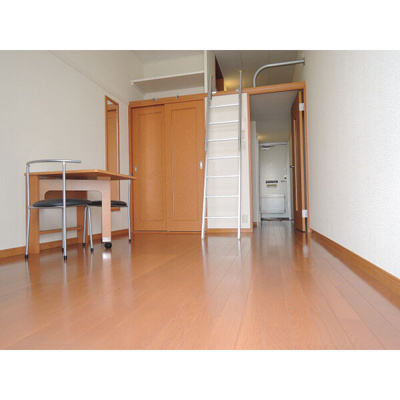 【居間・リビング】 | レオパレスかもじや