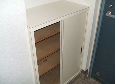 【玄関】 | ライブタウン津福 B