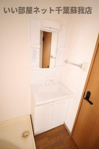 クレストール蘇我の洗面所|朝の準備に活躍する、洗髪洗面化粧台！