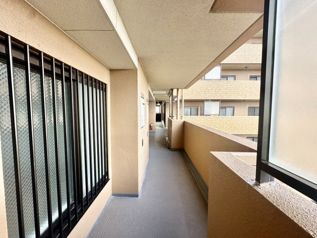 ネオハイツ高砂Ⅱのその他共用部分|住戸階廊下