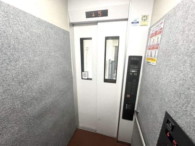 ロイヤルパレス高砂のその他共用部分|エレベーター