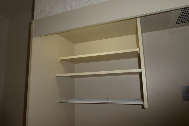 倉敷市徳芳のアパートのキッチン|キッチン棚
