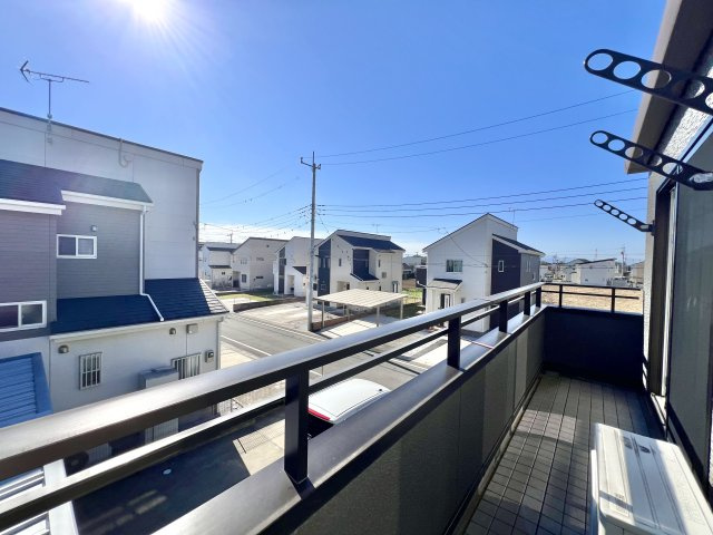【中古戸建】太田市藪塚町　のバルコニー|■バルコニー