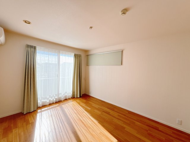 【中古戸建】太田市藪塚町　の洋室|■2階洋室