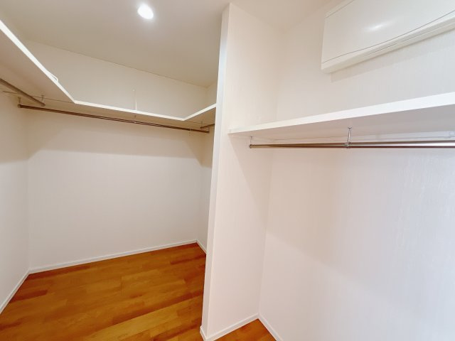 【中古戸建】太田市藪塚町　の収納|■WIC（ウォークインクローゼット）