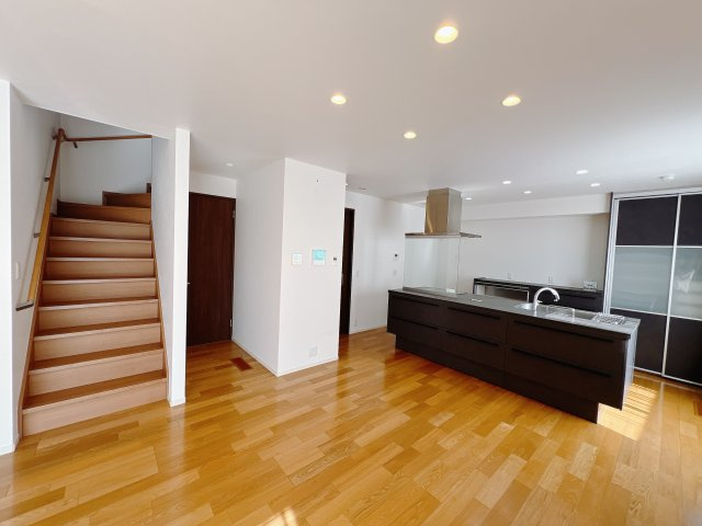 【中古戸建】太田市藪塚町　の居間・リビング|■リビング