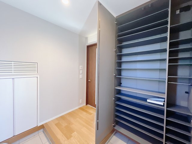 【中古戸建】太田市藪塚町　の玄関|■玄関