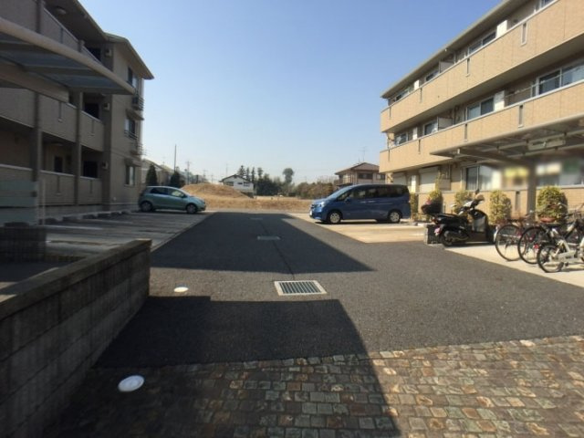 グランドゥール Ⅰの駐車場|駐車場