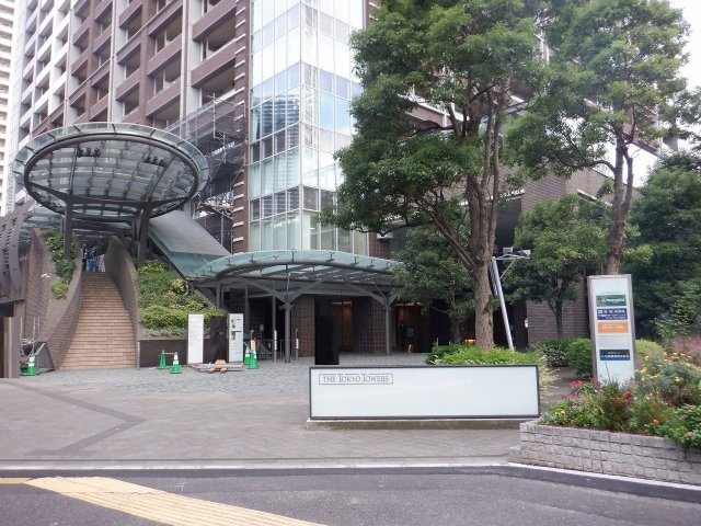 ザ・東京タワーズミッドタワーの外観