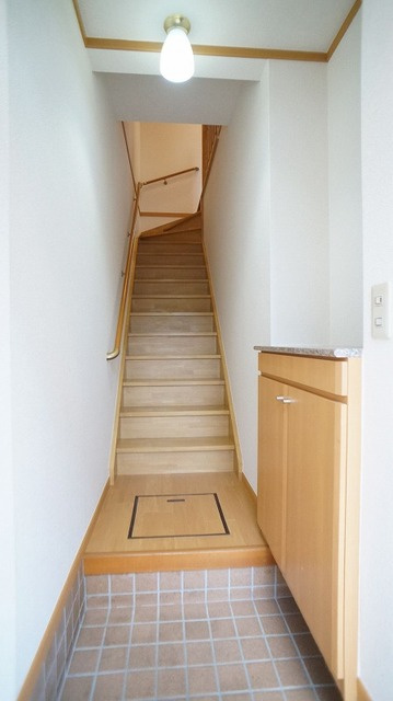 サニーヒルズⅣの玄関|玄関