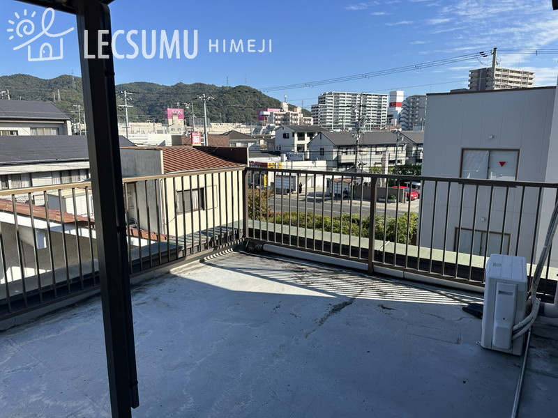 姫路市広峰2丁目/中古戸建のバルコニー