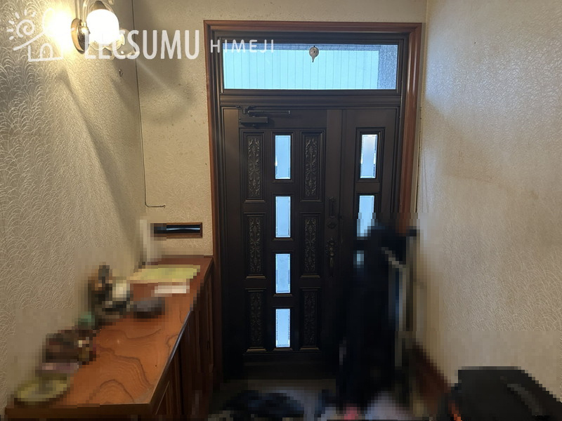 姫路市広峰2丁目/中古戸建の玄関